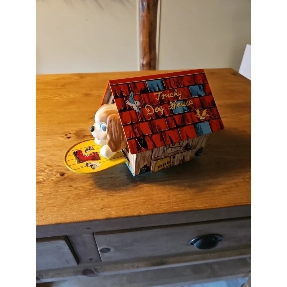 RARE...Vintage Yonezawa Tricky Dog House works 673 Battery Operated Toy Japan